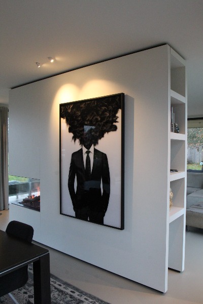 Room divider met haard